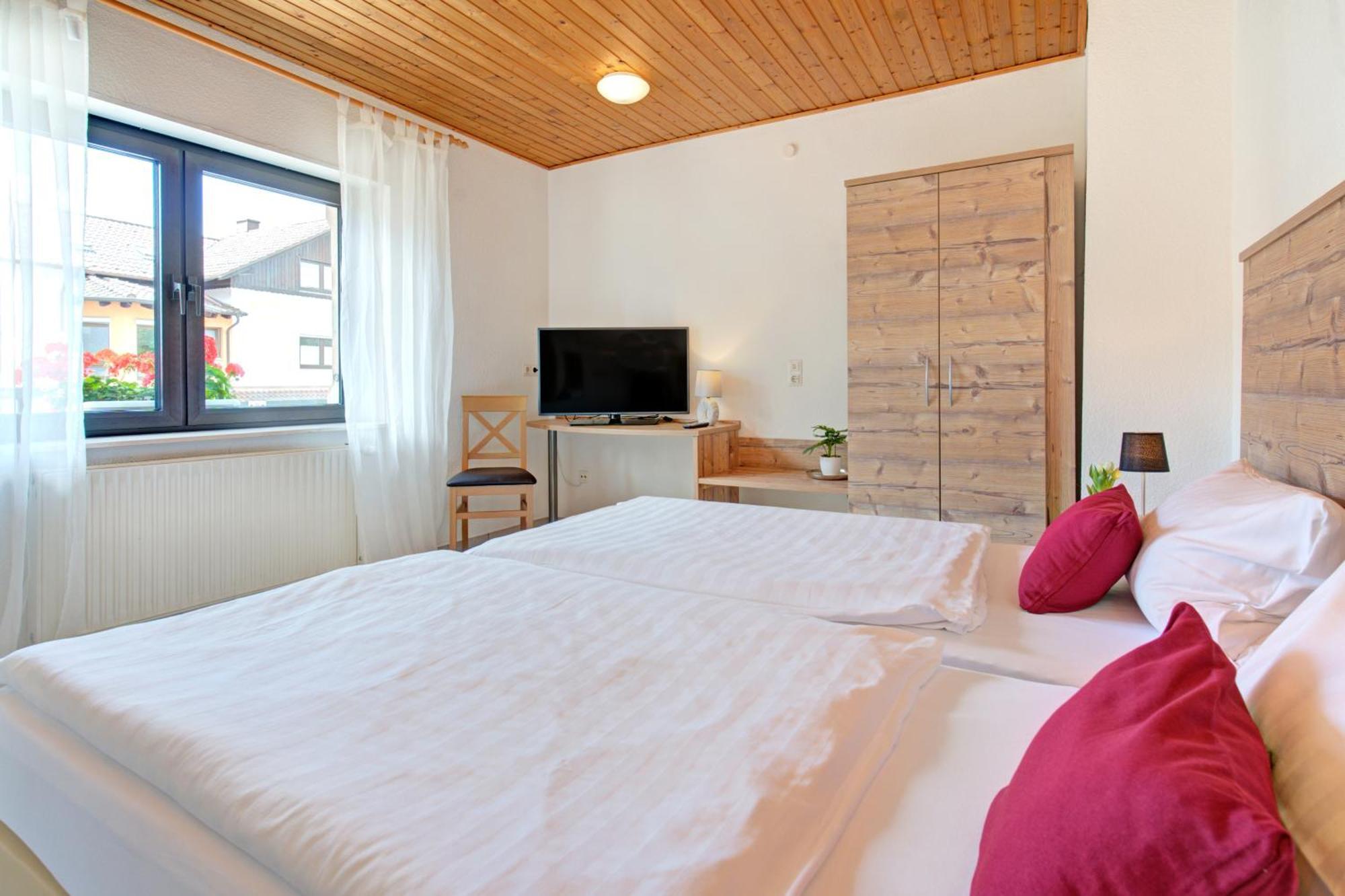 Ferienhaus Storchenblick Bann Екстер'єр фото